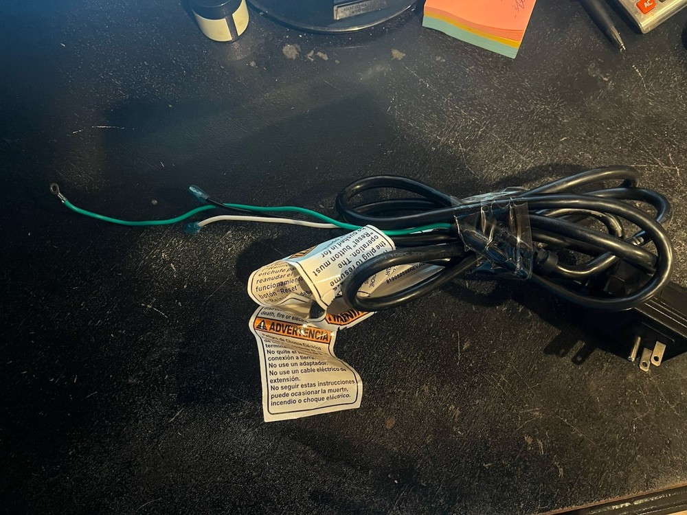 AC Unit Air Conditioner 1200W Cord 3038