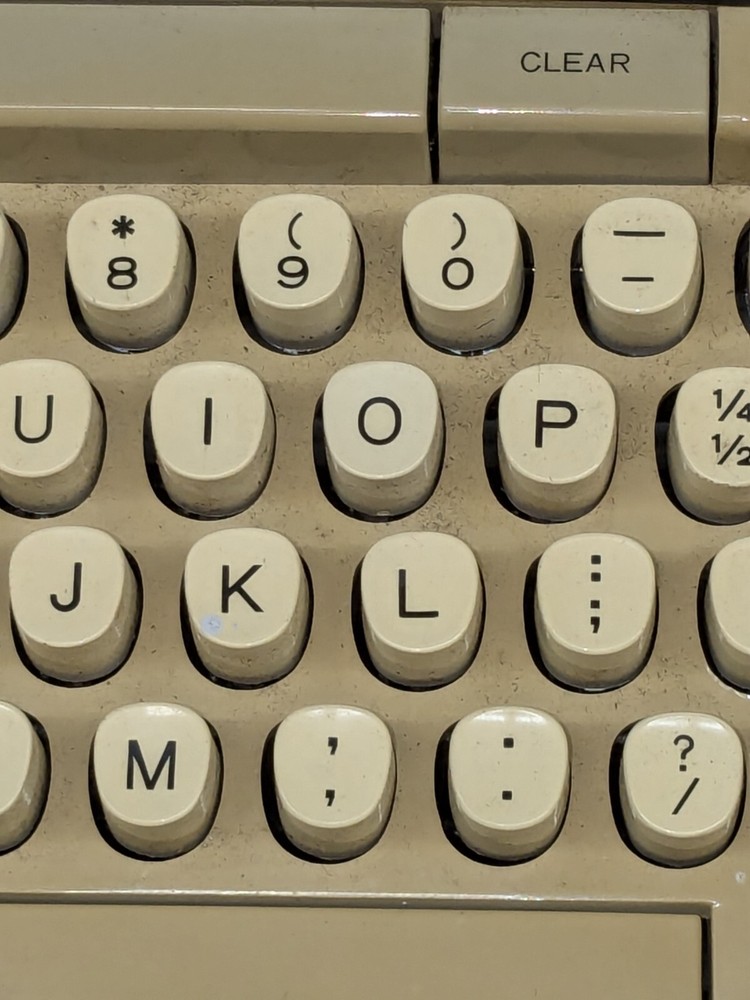 Smith Corona Electra 110 Electric Typewriter w/Case *Flaws* Read Description