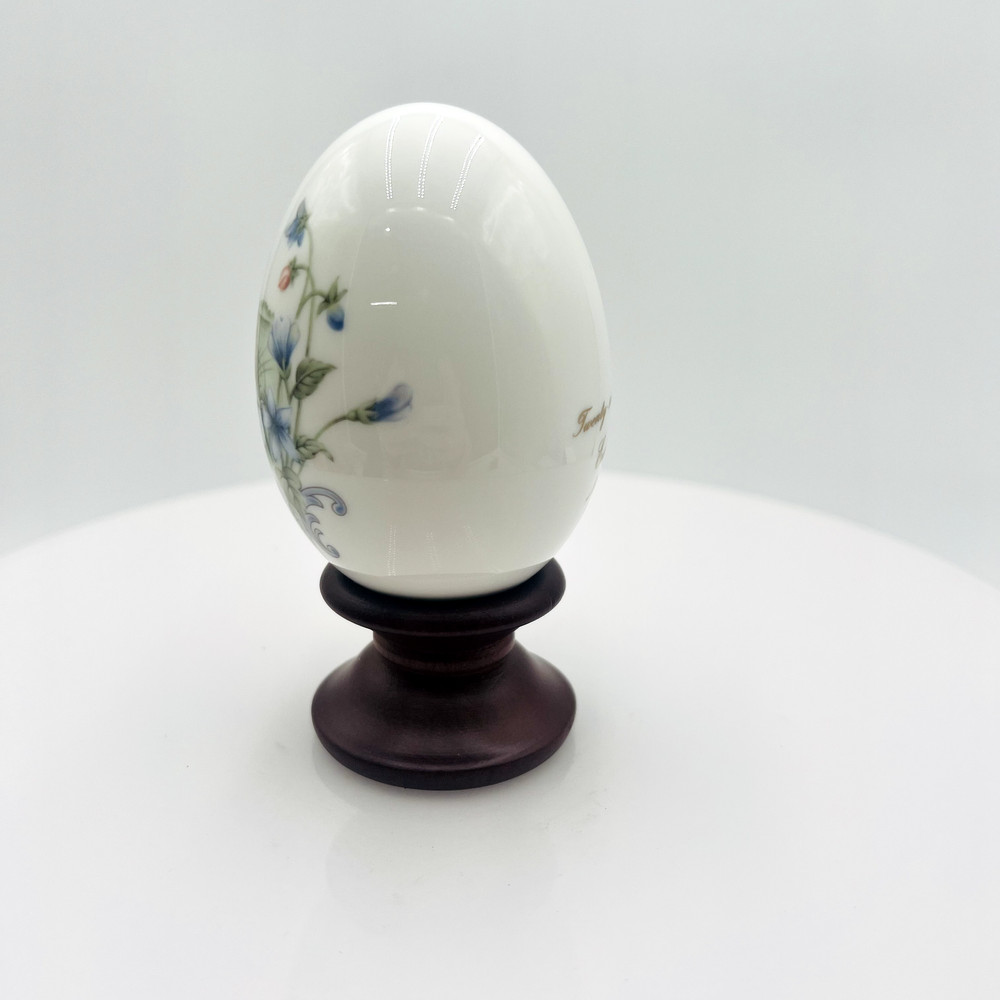 Noritake Limited Edition Easter Bunny Egg 1997
