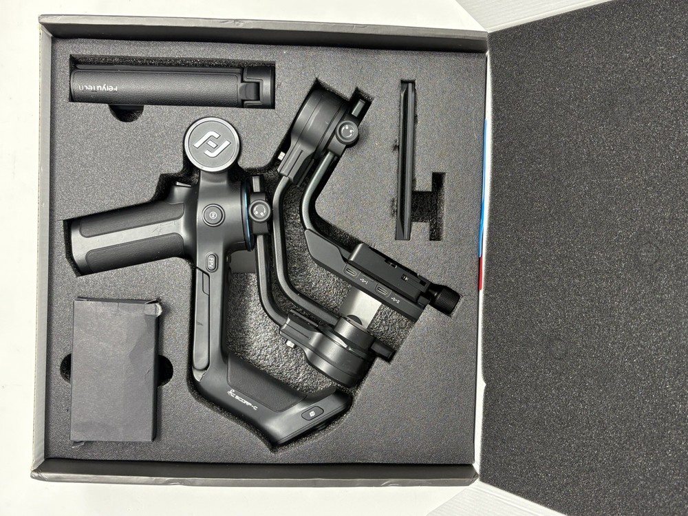 FeiyuTech SCORP C Camera Stabilizer 3-Axis Handheld Gimbal + SCORP Focus Motor