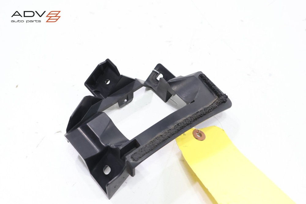 2018 - 2020 AUDI Q5 REAR RIGHT SIDE BLIND SPOT RADAR SENSOR MODULE BRACKET OEM