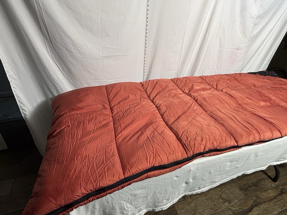 Eddie Bauer Sleeping bag - 33x80