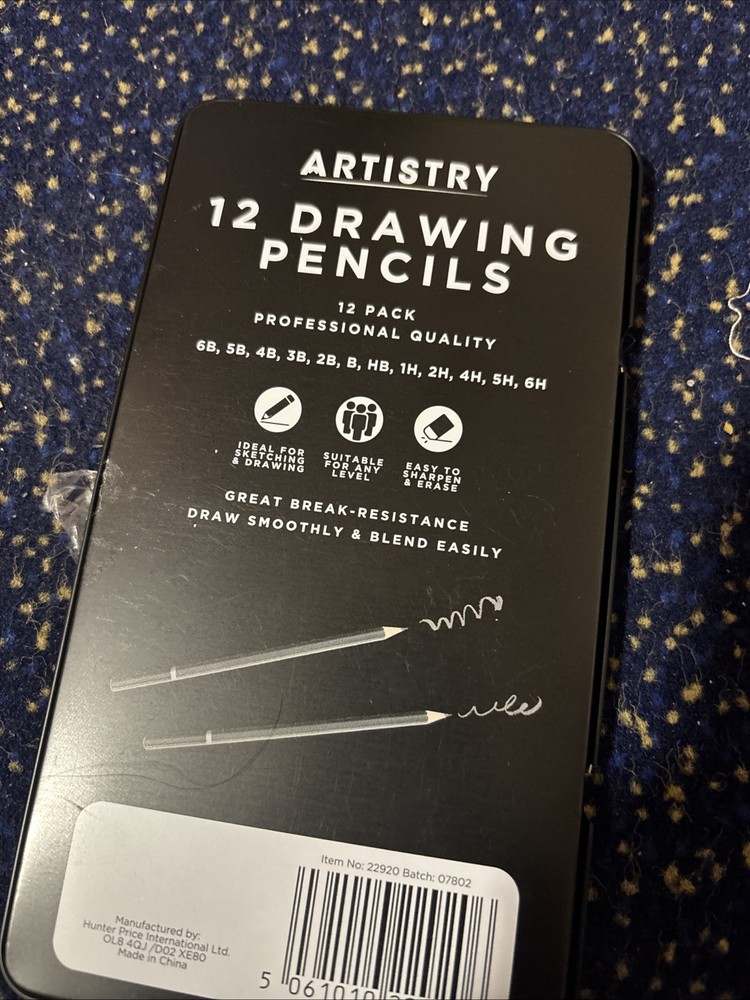 12 Drawing Pencils