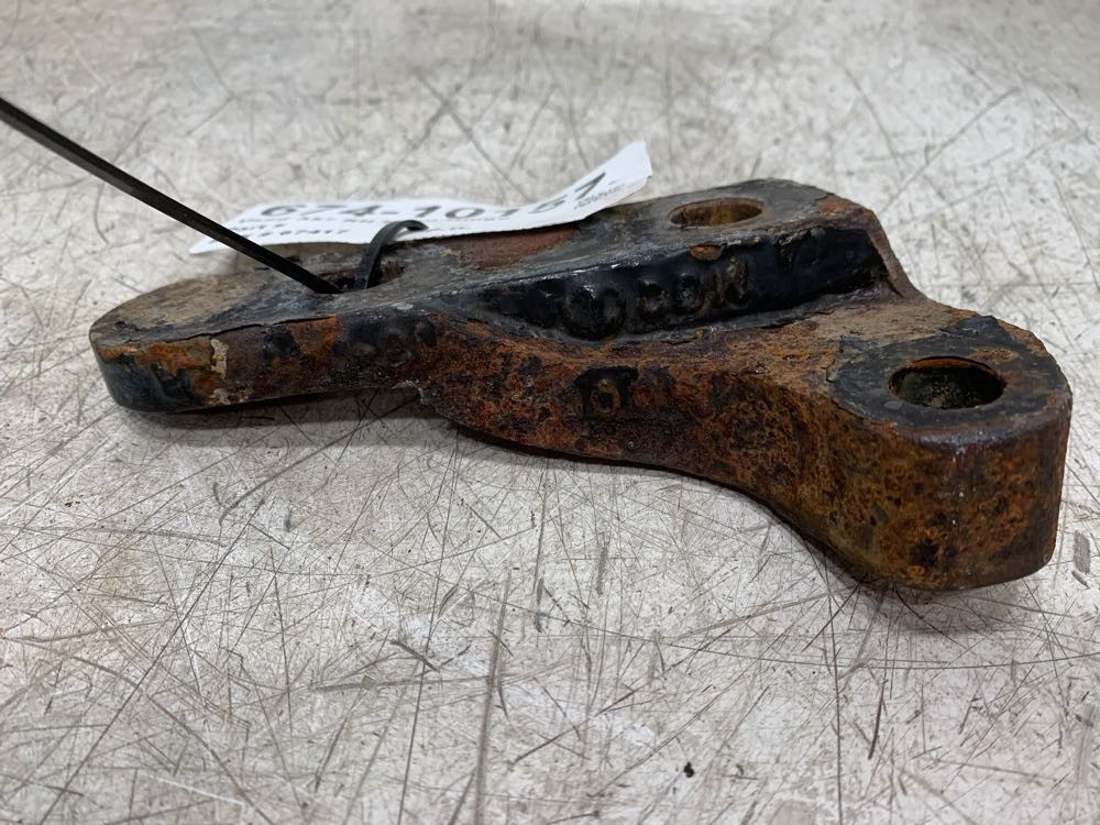 2005 Peterbilt 357 Hood Hinge (674-10157)