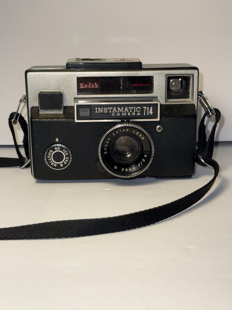Vintage KODAK INSTAMATIC 714 - UNTESTED