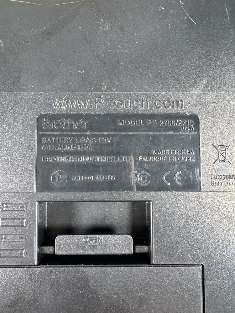 Brother P-Touch PT-2700 Electronic Labeling System Thermal Printer - No Cord