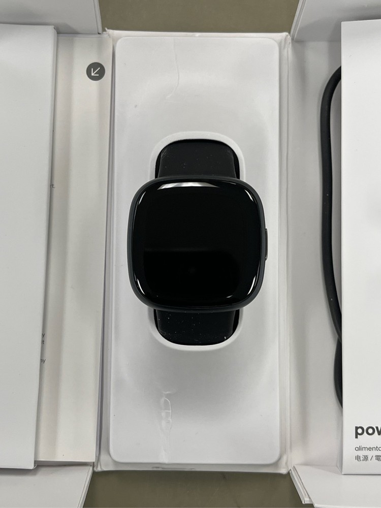 Fitbit Versa 4 Black Graphite Premium Smartwatch, 39mm - Black 6