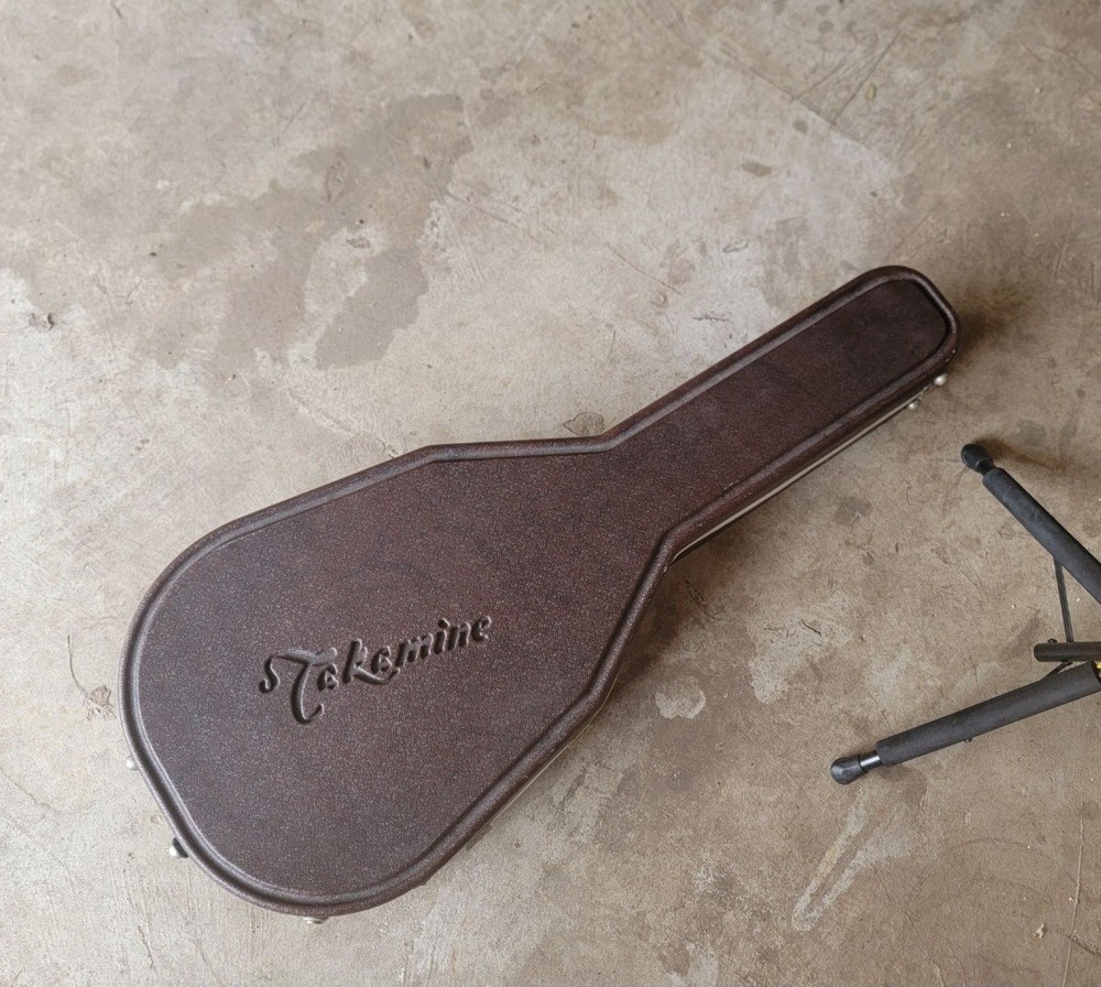 Takamine EF400SC