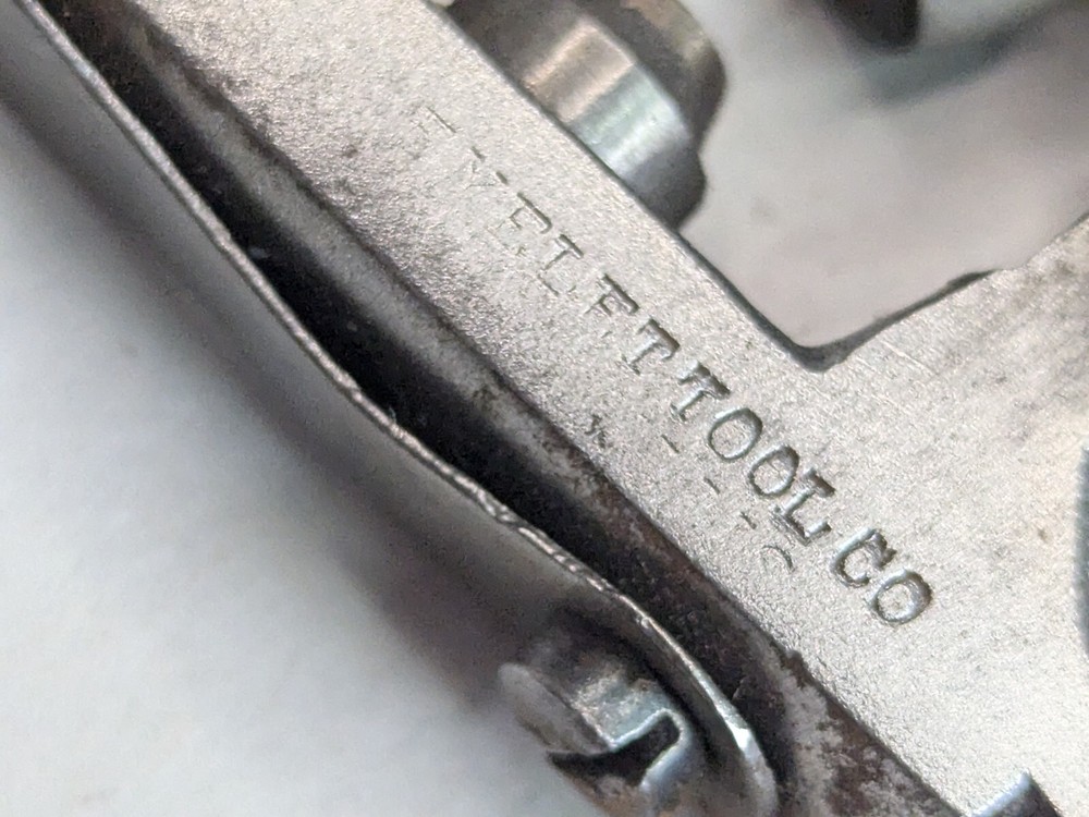 Double Punch Tool EYELET TOOL CO. ETCO