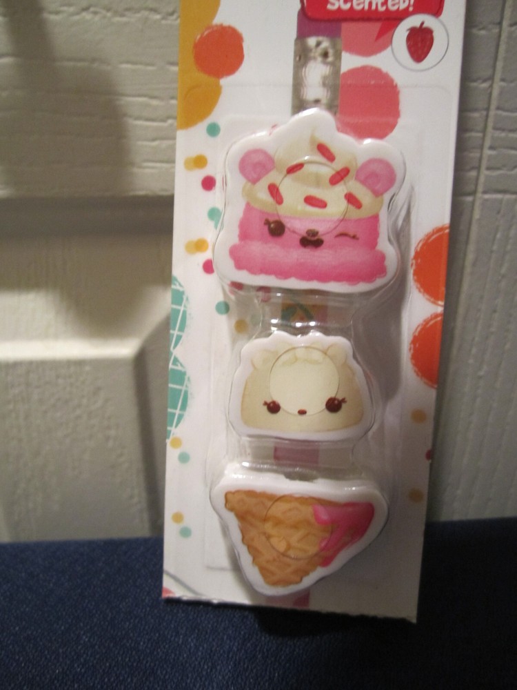 Num Noms Stackable Strawberry Scented Erasers - New
