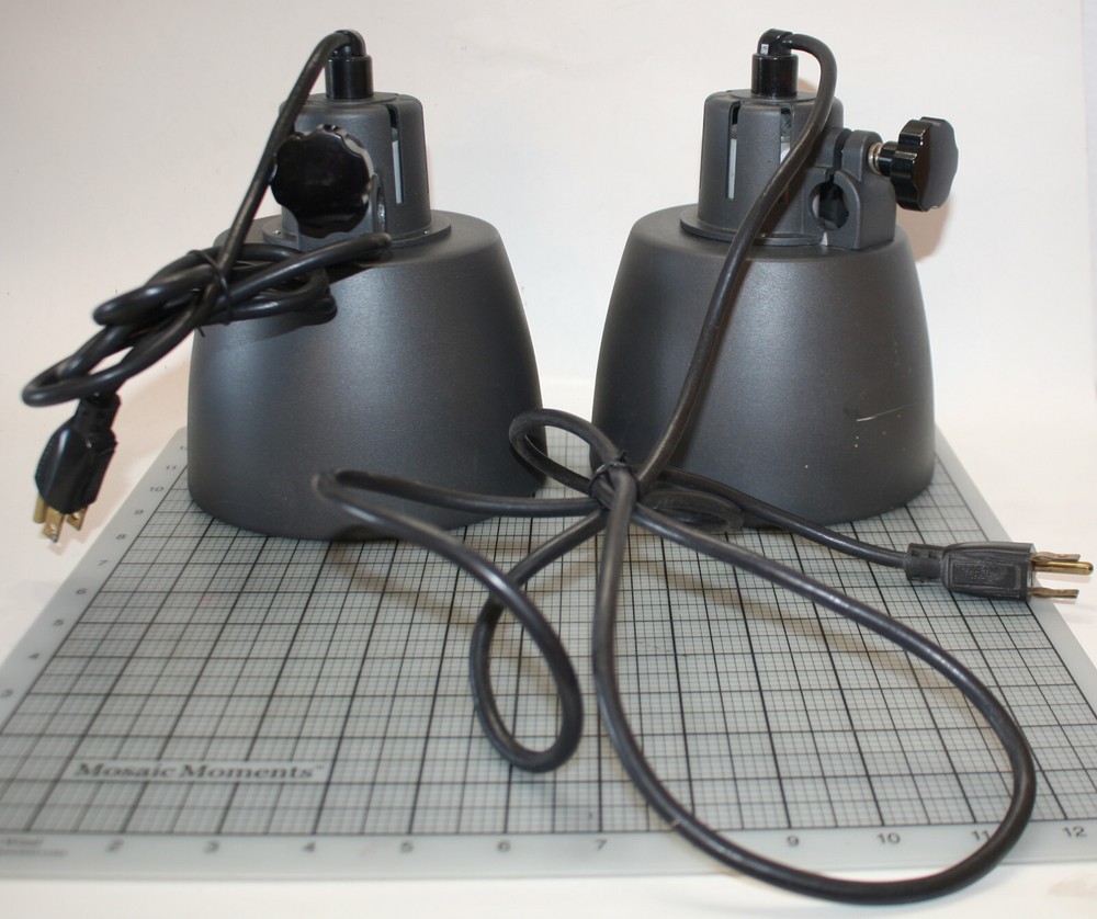POLAROID MP 4 LAND CAMERA LAMP LIGHT MODEL 4422 *