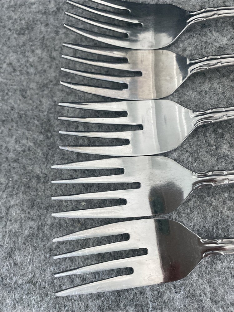 5 TOWLE/SUPREME CUTLERY STAINLESS FLATWARE, "PIERRE" PATTERN, SALAD FORKS