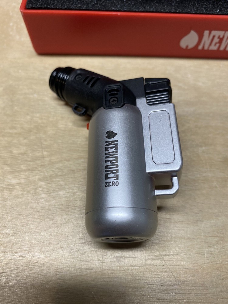 Newport Zero Side Single Jet Torch Cigar Lighter - Metallic Silver - New