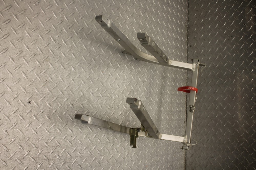 1996 SUZUKI GSXR750 FRONT SUBFRAME SUB FRAME