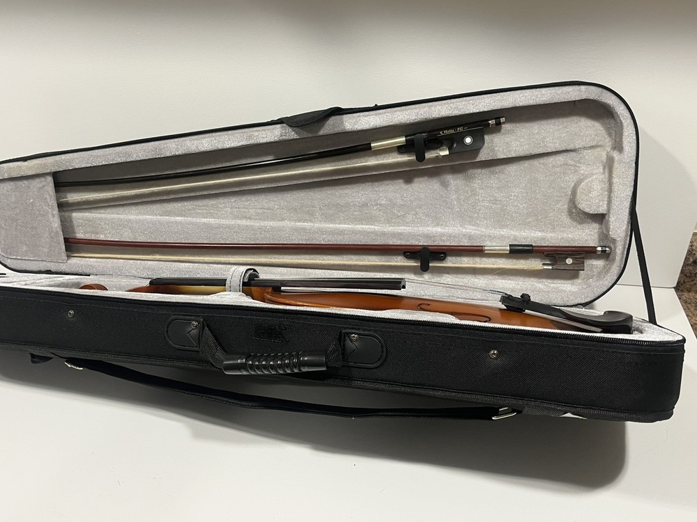 Full Sized Classic Kaizer Violin Set
