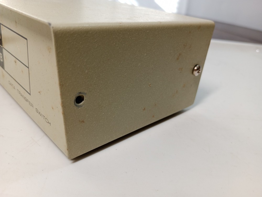 Vintage Manual Data Switch in original packaging not tested