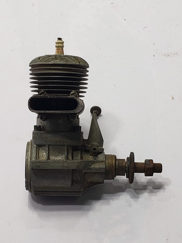 Vintage Anderson Spitfire 6100 Series Ignition/Spark Model Plane Engine