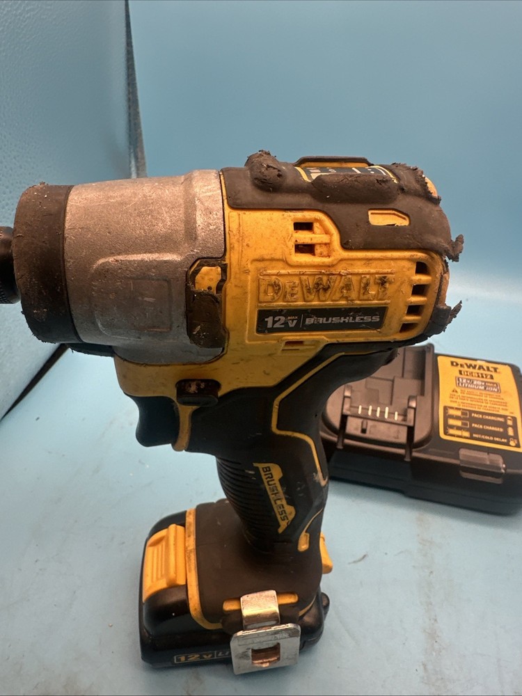 Dewalt / charge combo set / 12V DCF801 / DCD706