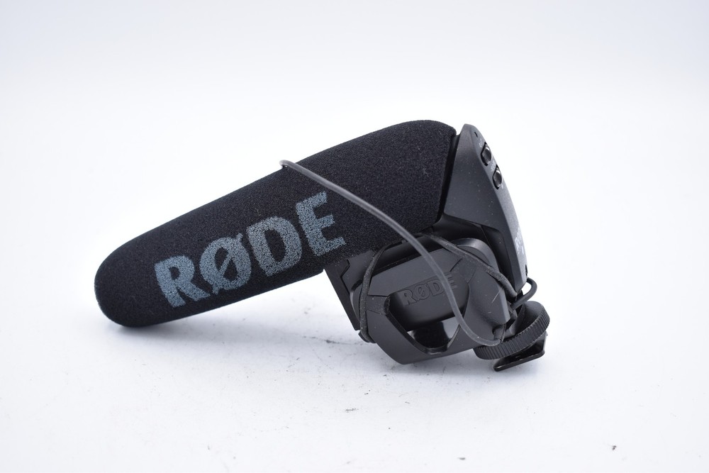 RODE VideoMic Pro Compact Camera-Mount Microphone (VideoMic Pro, 1st Version)