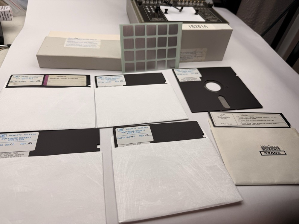 HP 4145A Semiconductor Parameter COME WITH HP 16058A TEST FIXTURE Whit Software