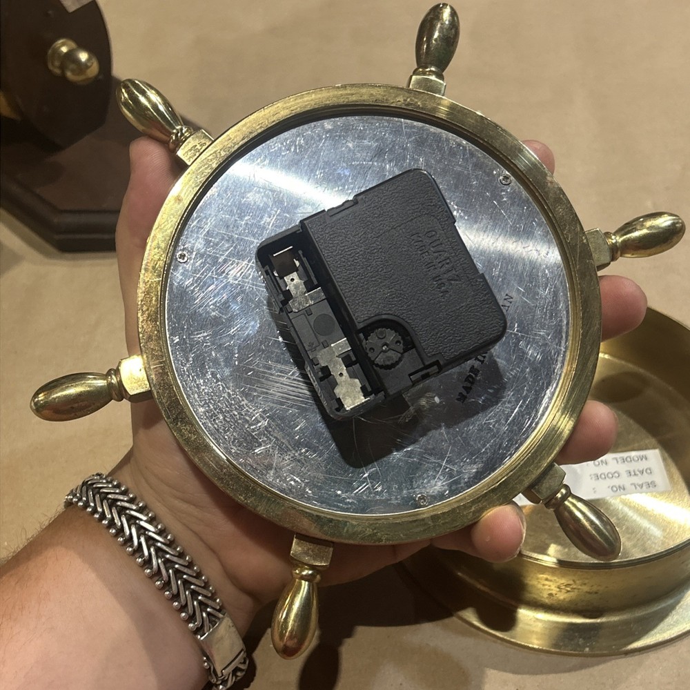 SETH THOMAS MARITIME, SOLID BRASS, SHIP'S TABLE TOP CLOCK Damaged Stand Working