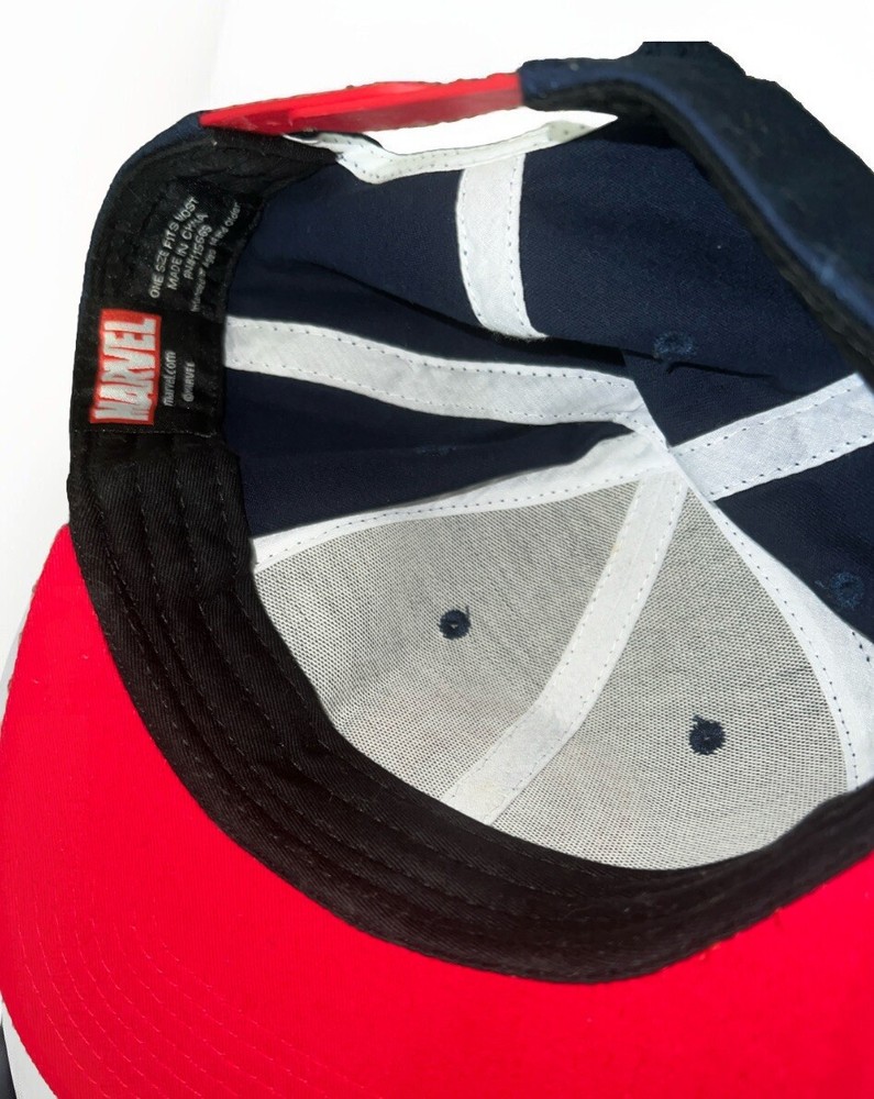 NWT~MARVEL CAPTAIN AMERICA ADJUSTABLE HAT-SNAPBACK