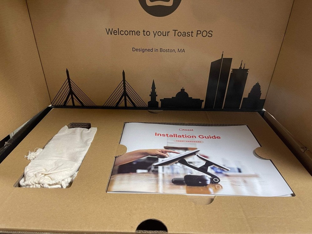 Used Toast TT203 POS Data Processing Machine with Card Reader - WO1