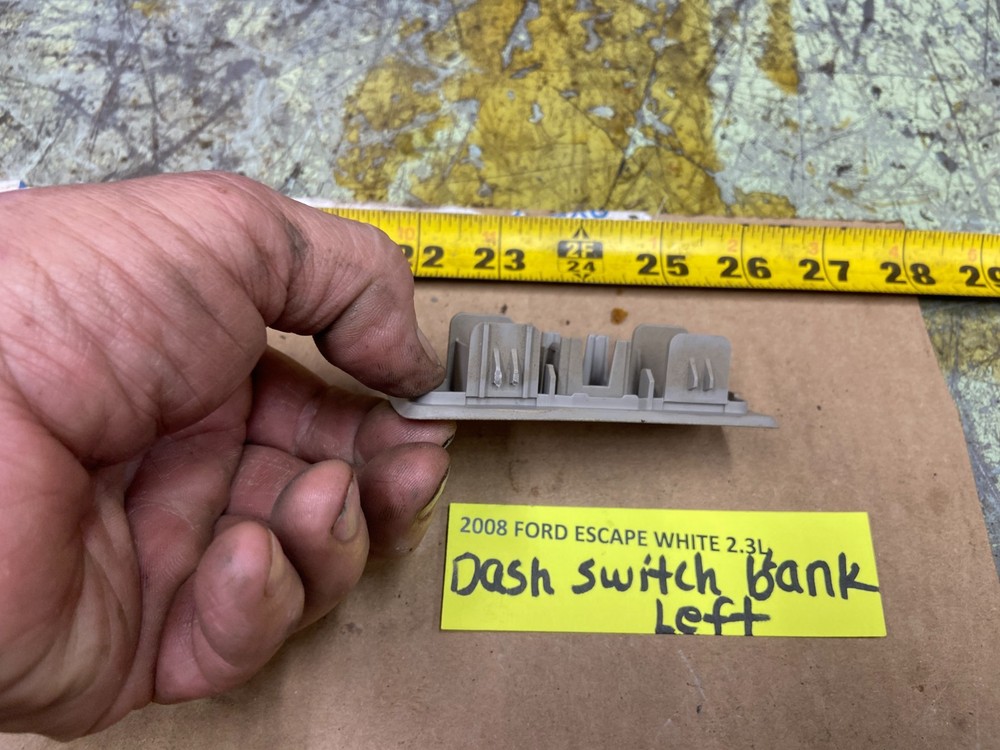 05-08 ESCAPE 2.3L DASH SWITCH BLANK