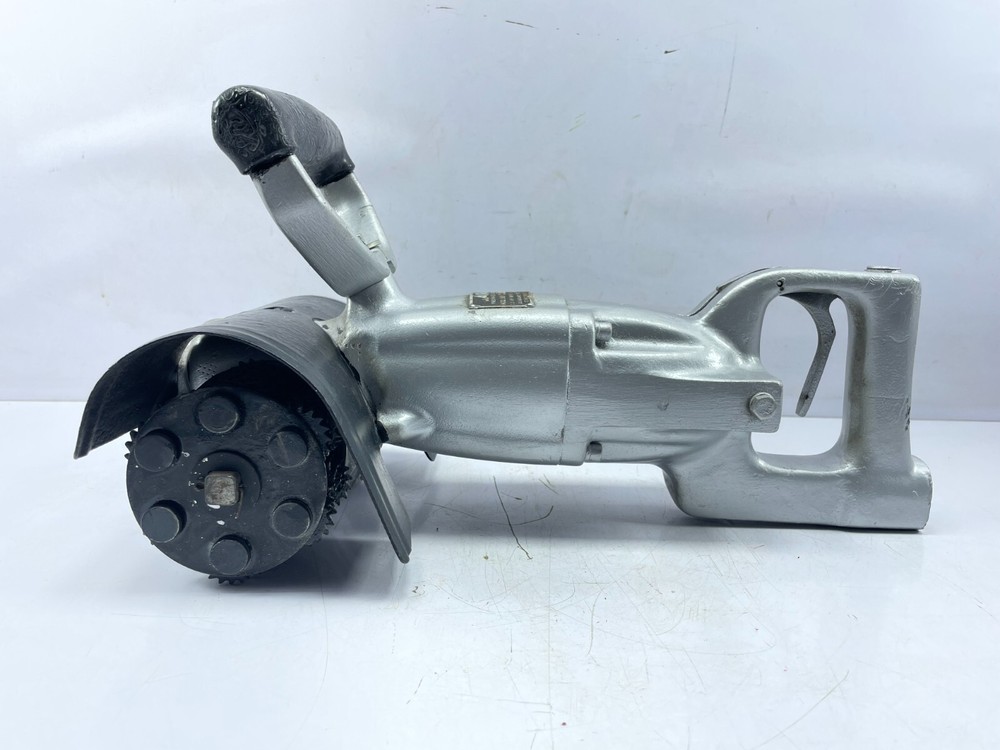 Aurand MP-12601 Pneumatic Deck Scaler Paint Rust Remove Surface Cleaning Tool