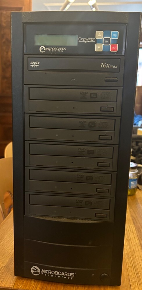 Microboards Technology CopyWriter DVD PRM PRO-516 Duplicator,5 Recording Drives