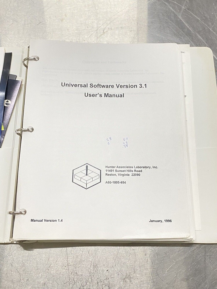 HunterLab Universal Software Version 3.1 - Users Manual / Instructions
