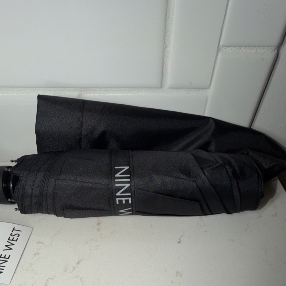 Nine West Black Women's Compact Folding Fabric Umbrella Solid One size Packable