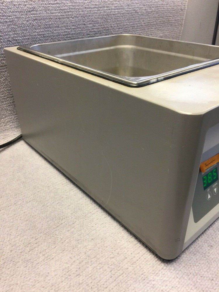 VWR Scientific 1235 PC Digital Water Bath