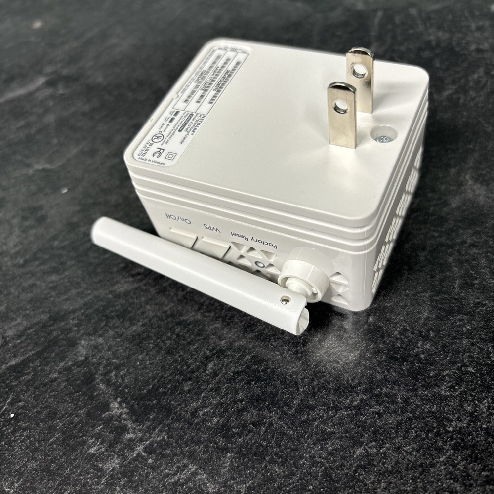 NETGEAR AC750 Wi-Fi Range Extender Model EX3700