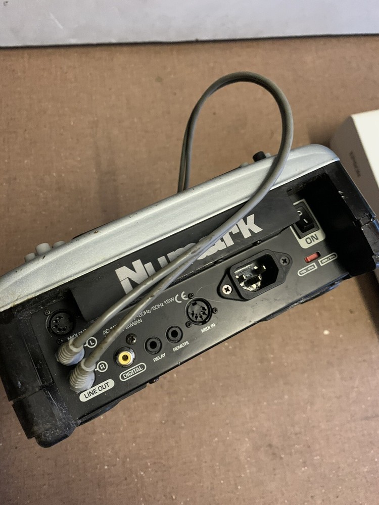 NUMARK AXIS 8 PROFESSIONAL TABLETOP PREMIUM CD PLAYER UNTESTED!