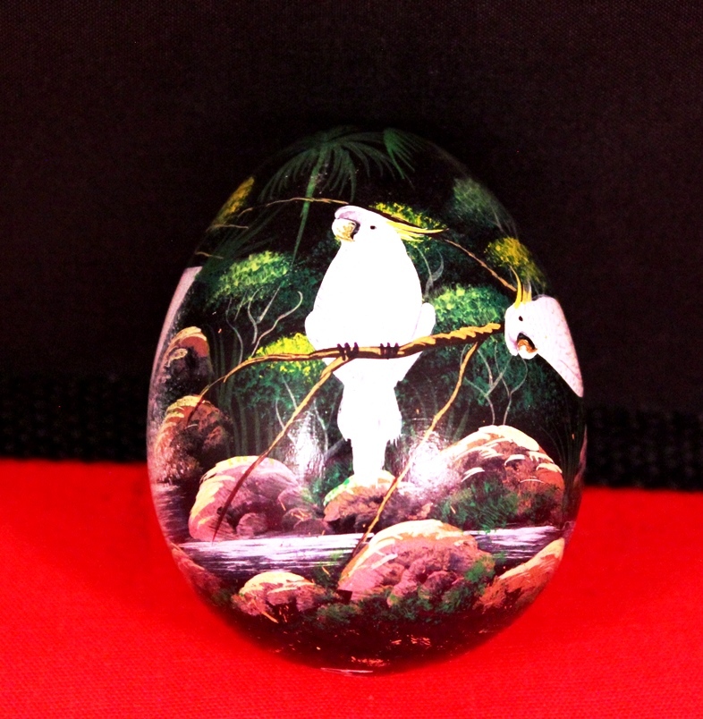Gorgeous 2" Handcrafted Decor Egg Signed Gonzalez '03