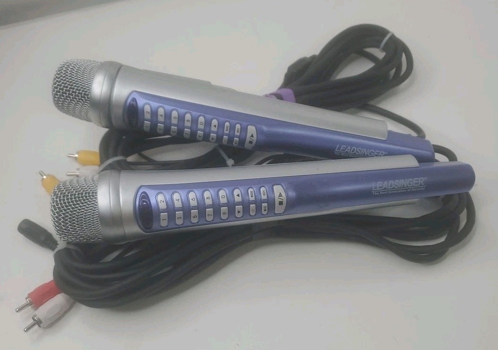 Leadsinger LS-2100 Karaoke Microphone & Book