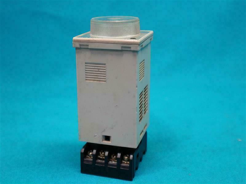 Gravity G3B-B G3BB Timer 24-240V AC/DC w/ Socket