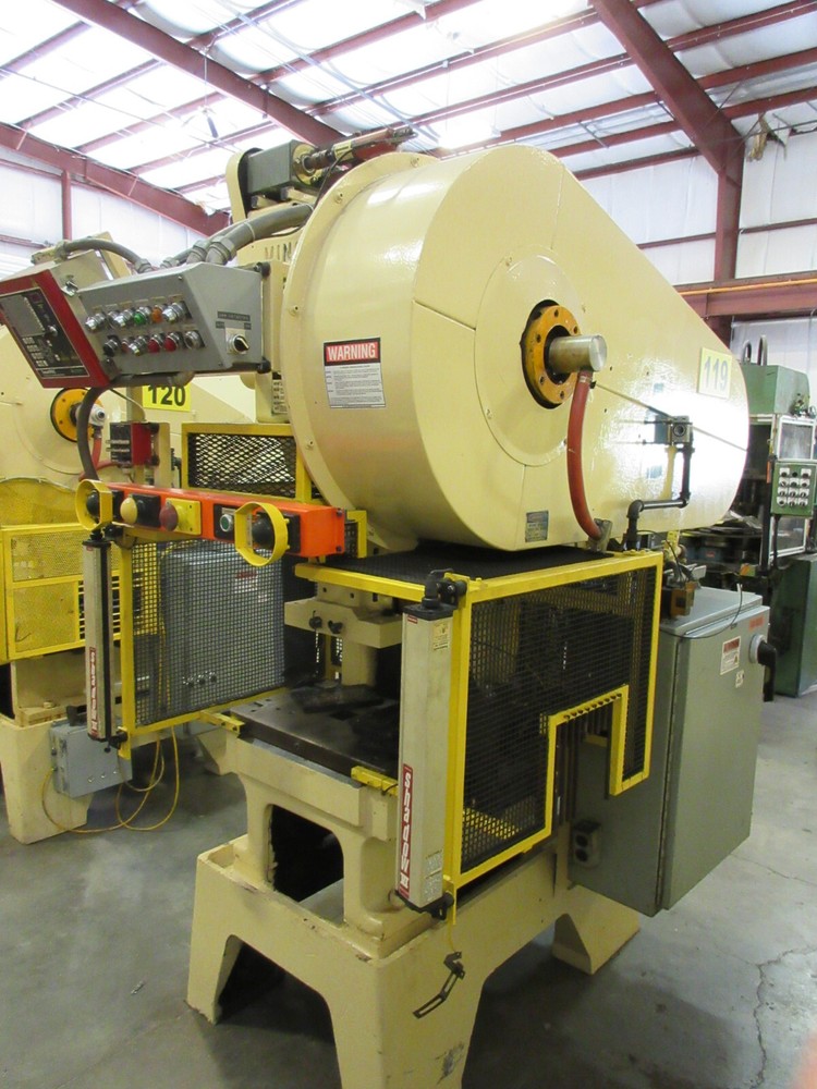 MINSTER 32 TON OBS B1-32 PUNCH PRESS