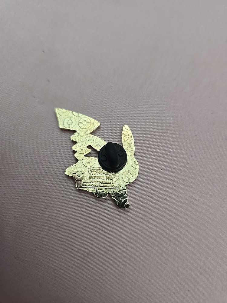Pokemon Lapel Pin Pikachu