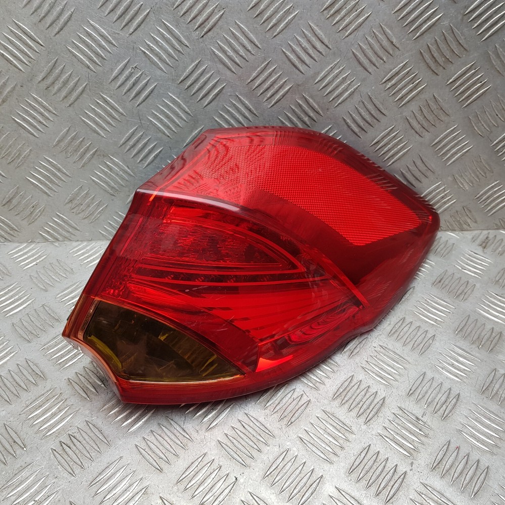 2012 KIA CEED MK2 HATCHBACK TAIL LIGHT REAR RIGHT DRIVER SIDE 92402-A20