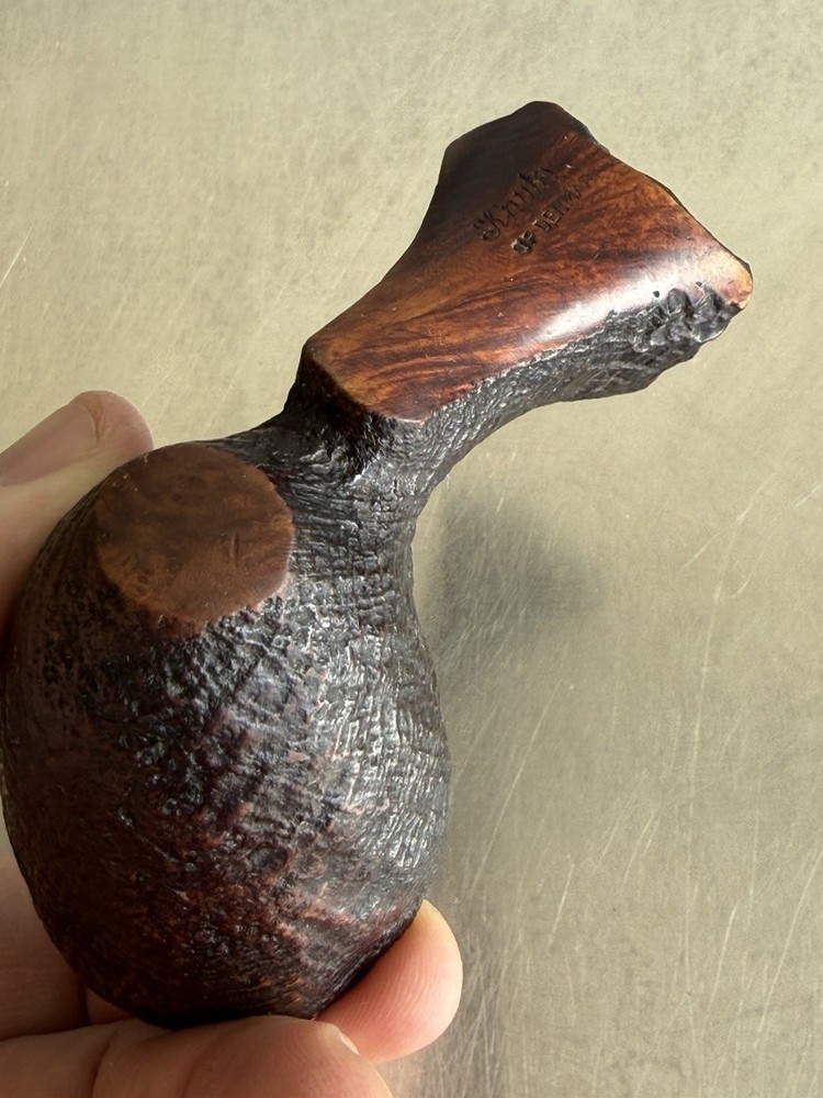 Knute Danish Freehand Smoking Pipe, Used