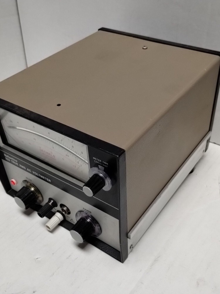 BALLANTINE 323 TRUE RMS ANALOG AC VOLTMETER