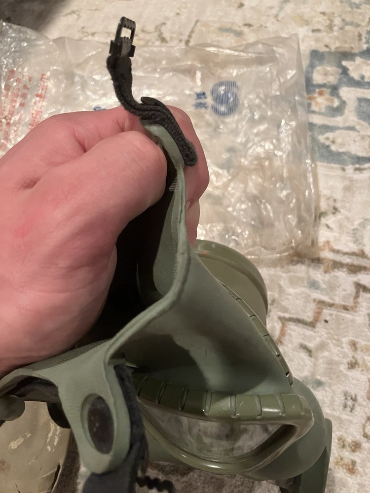 Chinese gas mask