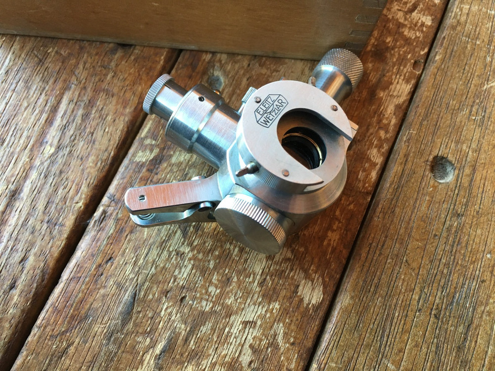 ANTIQUE E LEITZ WETZLAR MICROSCOPE VERTICAL ILLUMINATOR