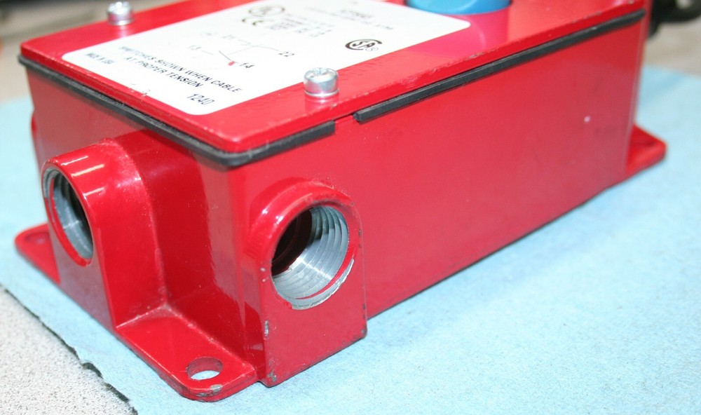 HONEYWELL CABLE PULL MICRO SWITCH 1CPSA5 1CPS