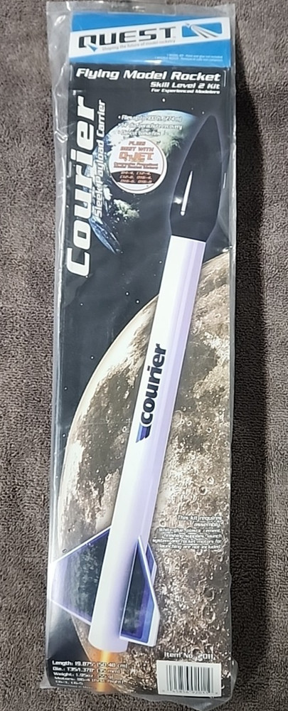 Quest  Courier #2011 New Flying Model Rocket Kit Free Shipping! No Reserve!