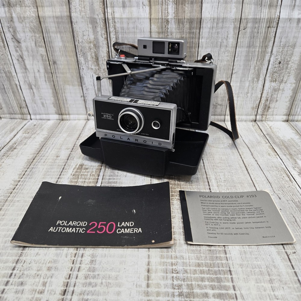Vintage Polaroid Automatic 250 Land Camera With Manual