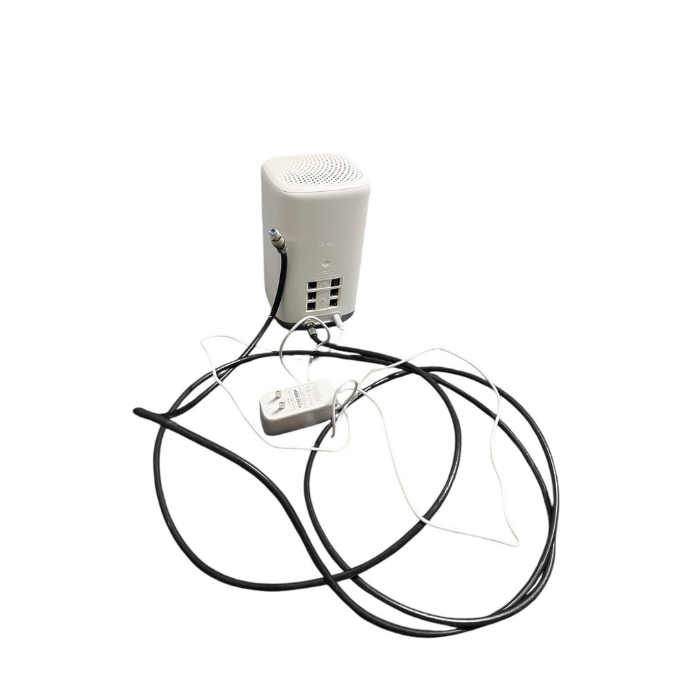 Comcast Xfinity White Wifi Router