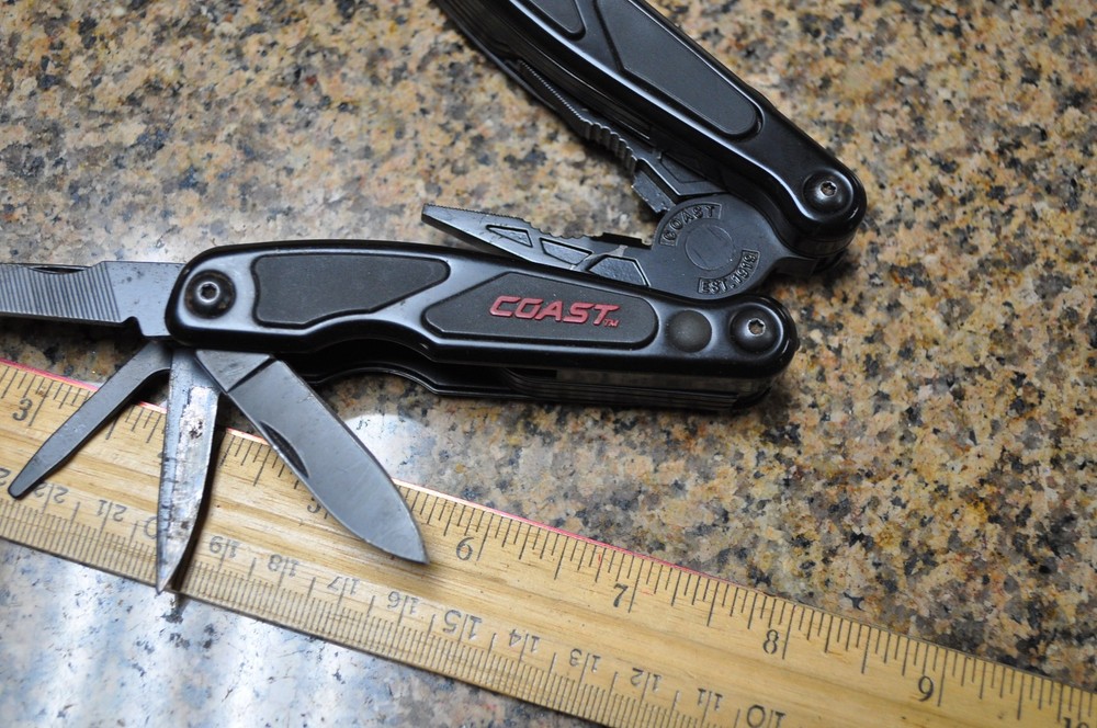 Coast LED135 Micro Pliers Multi-Tool Functions With Dual LED Lights used see pic